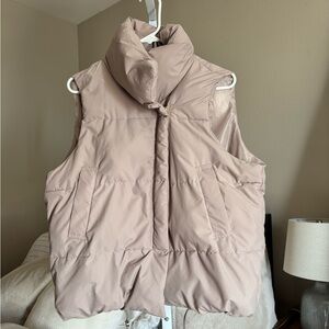 Stylish Beige Puffer Vest